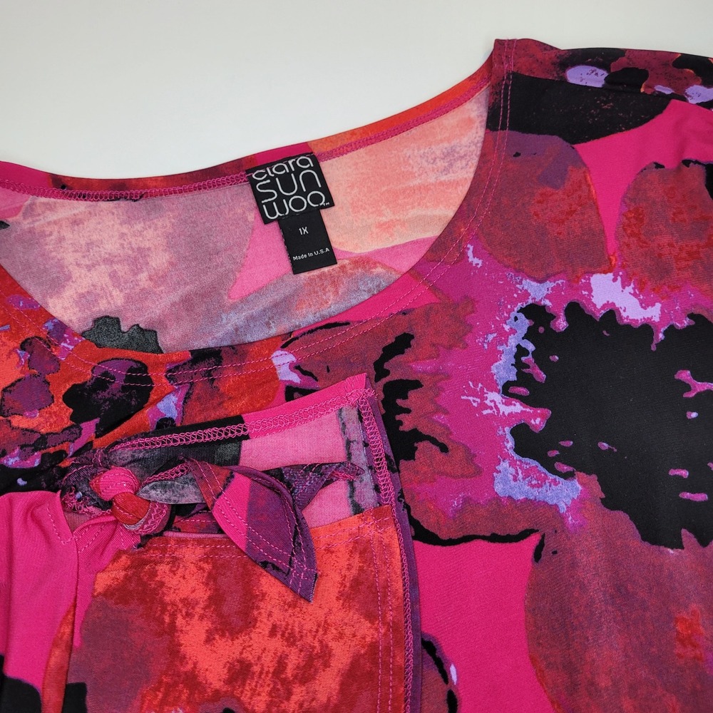 Clara Sunwoo Floral Tunic Womens 1X Pink Red 3/4 Sleeve Tie Cuff Stretch Top
